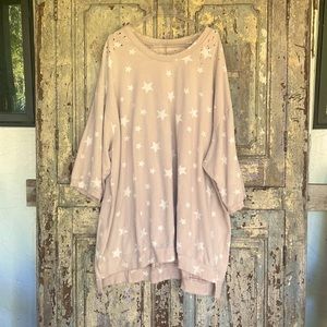 Magnolia Pearl pink stars Francis pullover sweatshirt